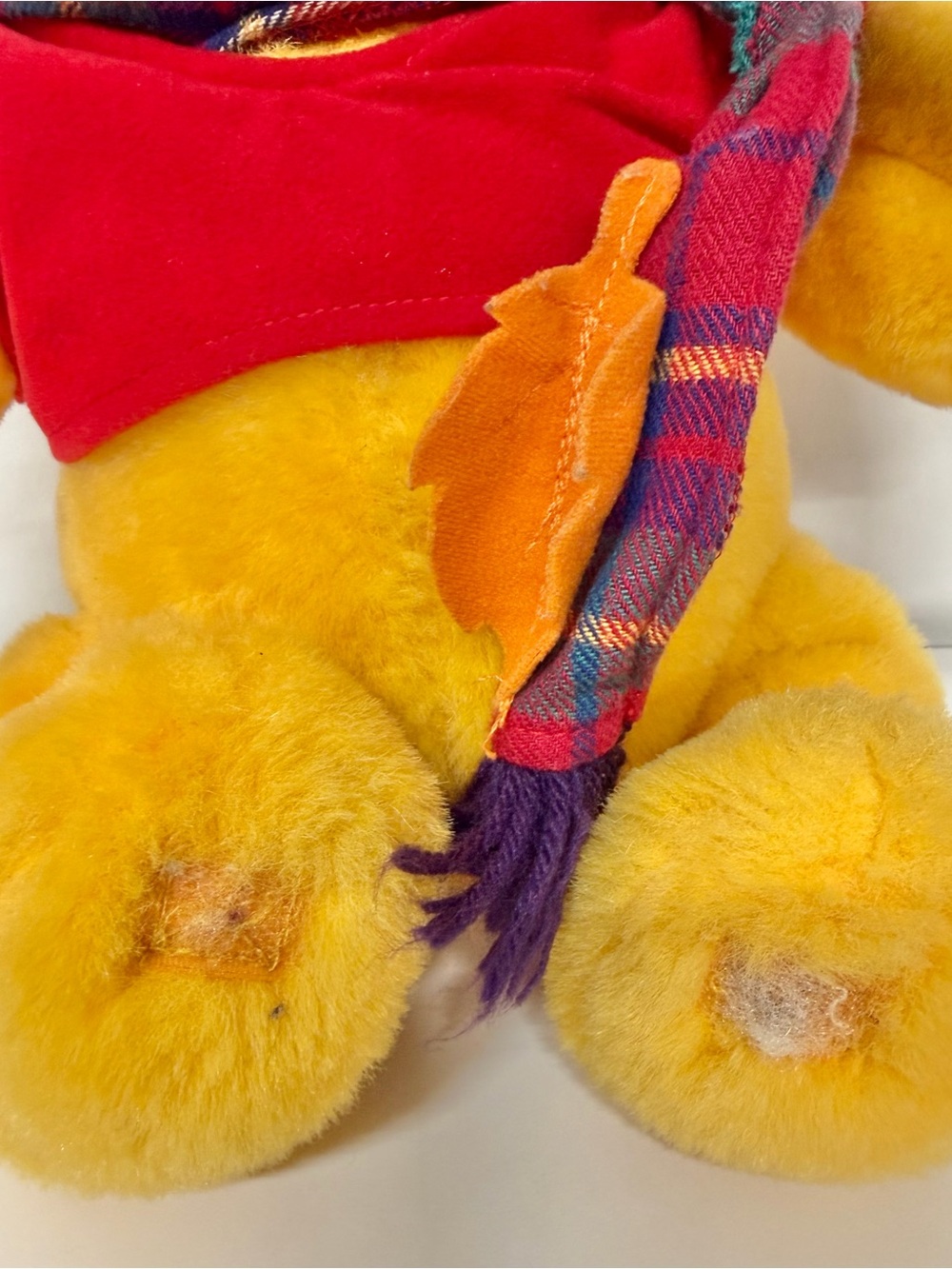VTG 1998 Blustery Winnie The Pooh Blowing Scarf 12" Plush Stuffed Animal - Picture 4 of 6